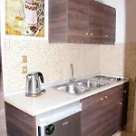 Hotel apartamentowy Lyristis Dinos & 3*