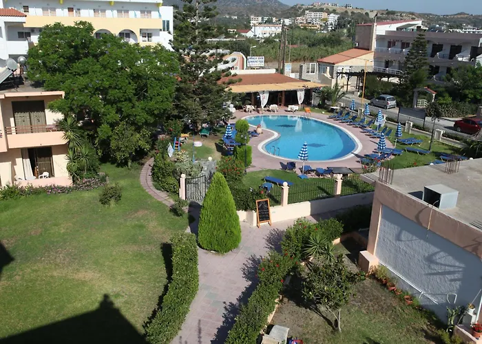 Lyristis Dinos & Faliraki