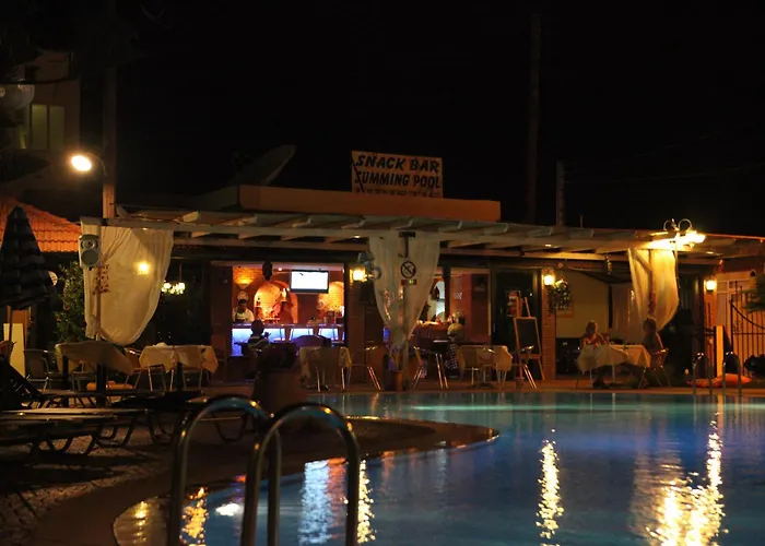 Hotel de apartamente Lyristis Dinos &