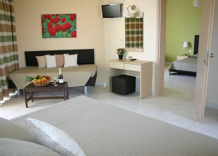 Hotel de apartamente Lyristis Dinos & Faliraki