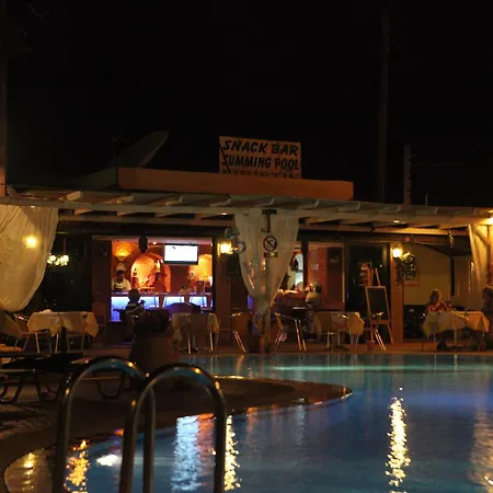 Aparthotel Lyristis Dinos &