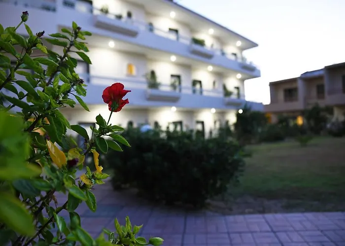 Apart-hotel Lyristis Dinos & Faliraki