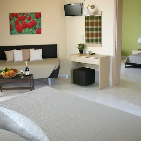 Aparthotel Lyristis Dinos & Faliraki