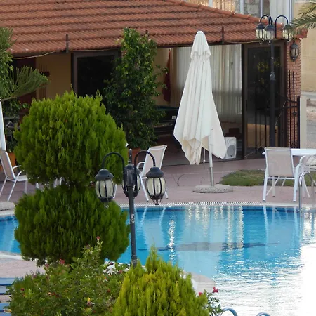 Lyristis Dinos & 3* Faliraki