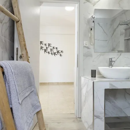 Lyristis Dinos & Aparthotel Faliraki